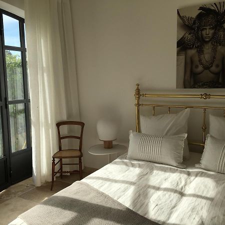 Le Mas Des Lauriers Bed and Breakfast Paradou Exteriör bild